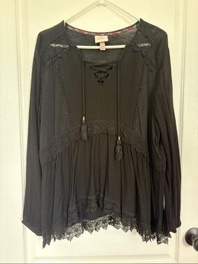Knox Rose Black Lace-Trim Peasant Tunic